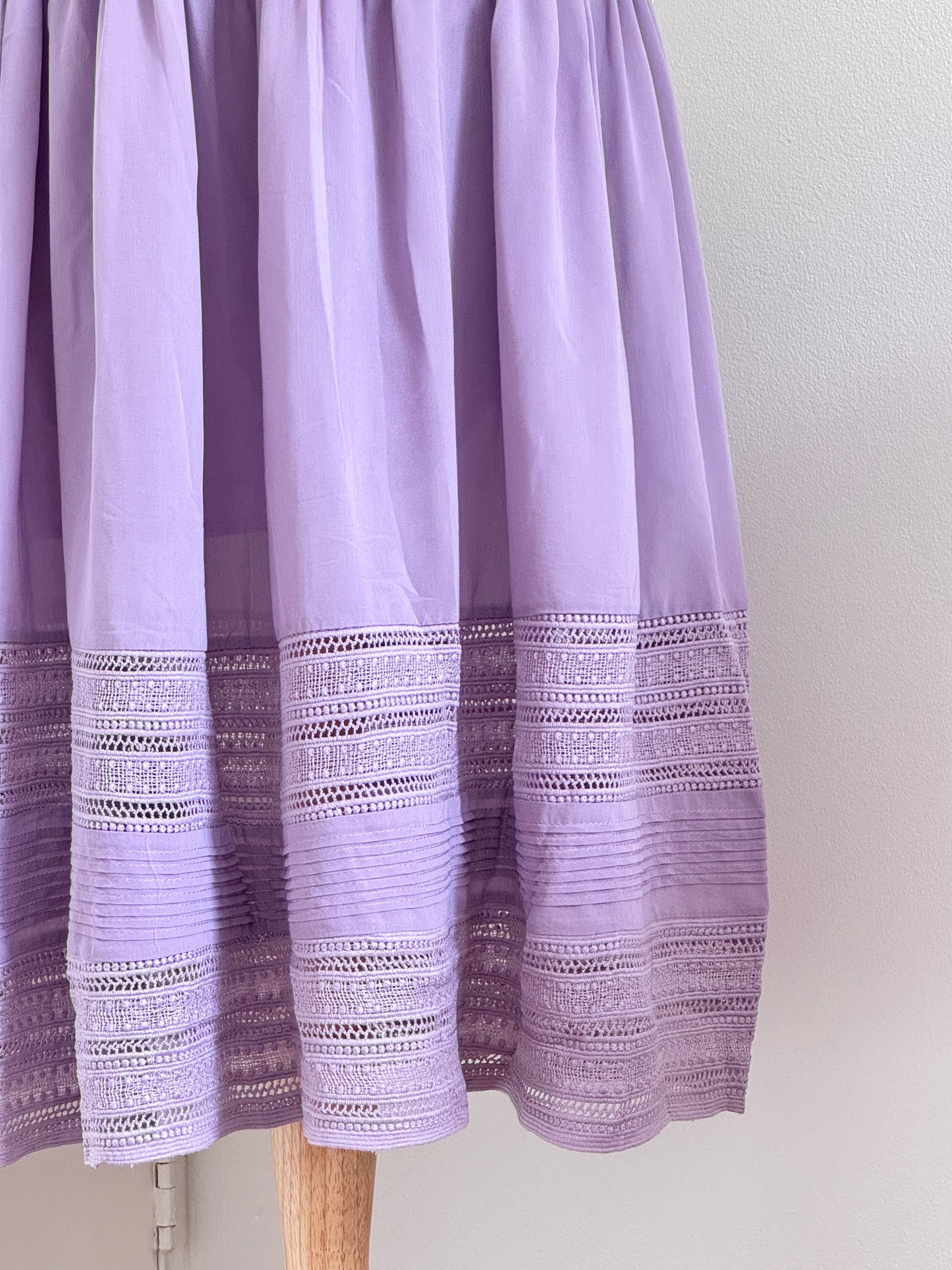 Cosy cottage core Lace panel elastic waist skirt